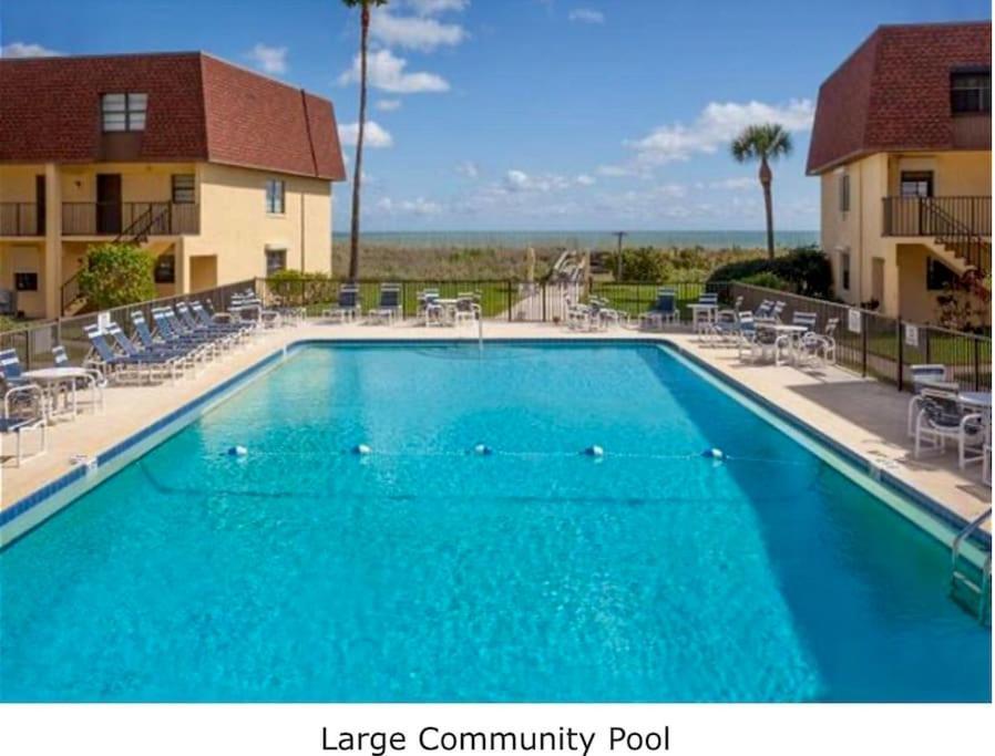 Condo By The Sea! Cocoa Beach Eksteriør bilde